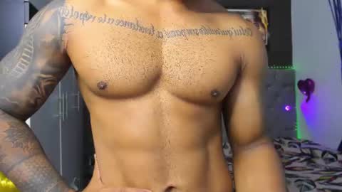 Snapshot of luigi_hot_ chatting on 07/29/26, 03:32 Luigi Independent model online show from 07/29/26, 03:32