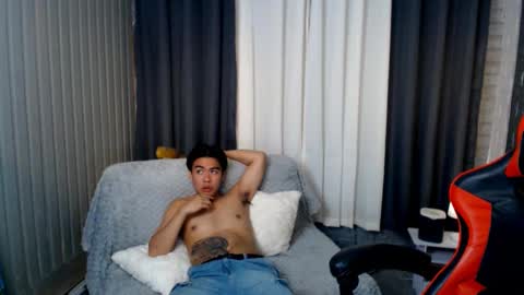 luigi_moreno online show from 03/05/25, 06:34