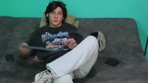 Luigi online show from 02/04/25, 08:59