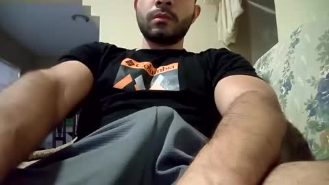 Snapshot of luis_hunk chatting on 11/14/25, 11:09 Andrew online show from 11/14/25, 11:09
