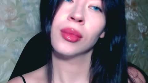 luisa lovedom online show from 09/19/25, 10:49