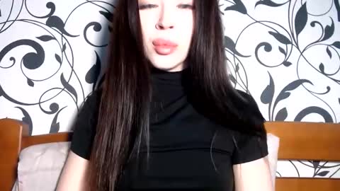 Snapshot of luisa_domina chatting on 06/09/26, 08:37 luisa lovedom online show from 06/09/26, 08:37