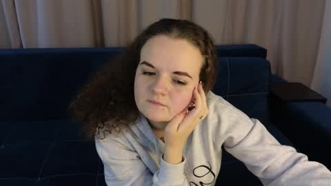 Luisa Rosee online show from 02/10/25, 11:25