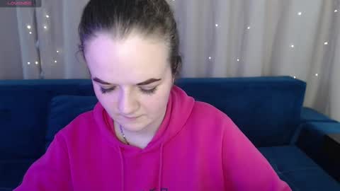 Luisa Rosee online show from 02/25/25, 02:22