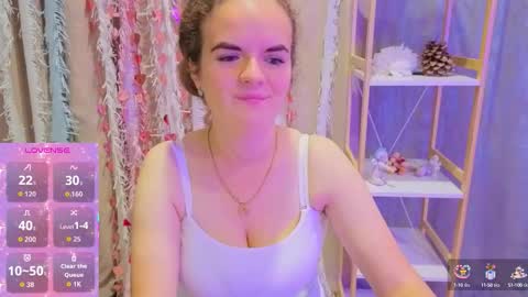 Luisa Rosee online show from 10/08/25, 07:22