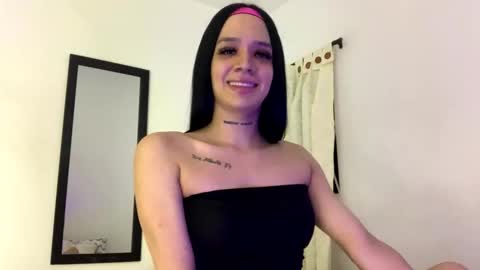   Luisa Fernanda  online show from 02/01/26, 01:37