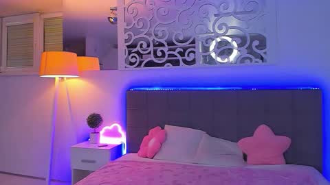 Snapshot of luisaclover chatting on 04/11/26, 12:37 LuisaClover online show from 04/11/26, 12:37