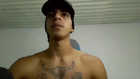Snapshot of luisadrianguzmansantander5 chatting on 10/24/25, 10:11 luisadrianguzmansantander5 online show from 10/24/25, 10:11