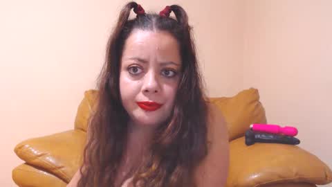 Cassie online show from 11/08/25, 06:40