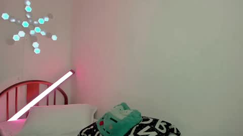 Snapshot of luisfernikesportboy chatting on 12/27/24, 08:39 Luis Fer PVT IS OPEN online show from 12/27/24, 08:39