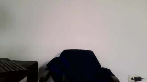 Snapshot of luisk200 chatting on 02/07/26, 12:20 Luis S Kennedy online show from 02/07/26, 12:20