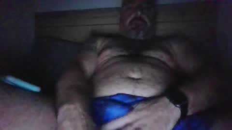 Snapshot of luison79 chatting on 11/12/25, 12:33 luison79 online show from 11/12/25, 12:33