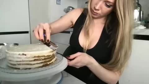 Snapshot of luiva13 chatting on 01/20/25, 08:30 luiva13 online show from 01/20/25, 08:30