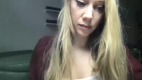 Snapshot of luiva13 chatting on 01/27/25, 08:51 luiva13 online show from 01/27/25, 08:51