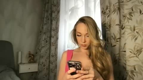 Snapshot of luiva13 chatting on 02/11/25, 11:43 luiva13 online show from 02/11/25, 11:43