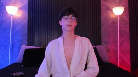 luixdust1 online show from 09/18/25, 03:52