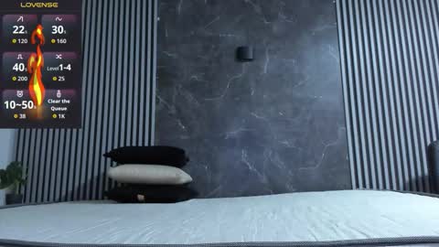 luixdust1 online show from 09/19/25, 04:14