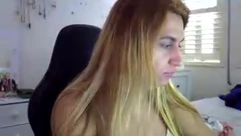 luizacandy online show from 07/11/26, 03:48
