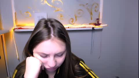 Snapshot of luizaheems_ chatting on 12/08/24, 07:05 Luiza online show from 12/08/24, 07:05