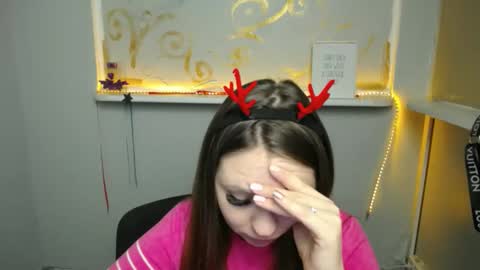 Snapshot of luizaheems_ chatting on 12/24/24, 07:39 Luiza online show from 12/24/24, 07:39