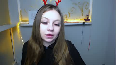 Snapshot of luizaheems_ chatting on 12/25/24, 07:35 Luiza online show from 12/25/24, 07:35