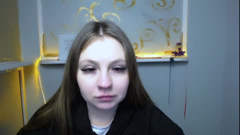 Snapshot of luizaheems_ chatting on 12/27/24, 10:45 Luiza online show from 12/27/24, 10:45