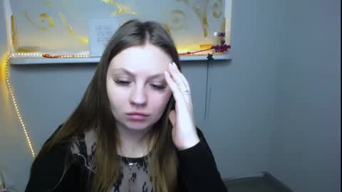 Snapshot of luizaheems_ chatting on 03/07/25, 10:45 Luiza online show from 03/07/25, 10:45