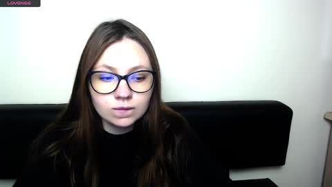 Luiza online show from 04/11/26, 06:18