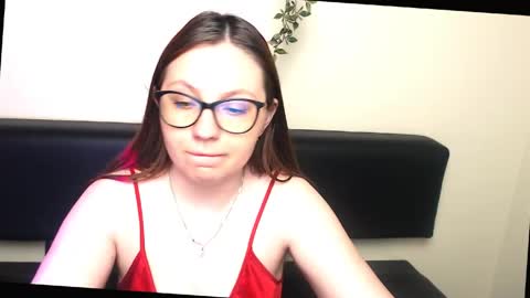 Luiza online show from 04/28/26, 06:07