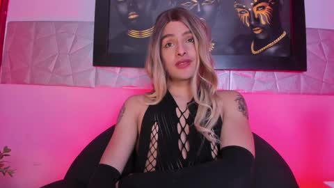 Luka Castillo online show from 12/10/24, 10:38