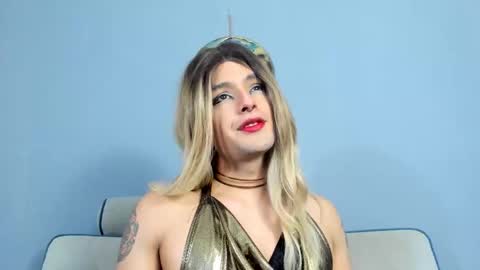 Luka Castillo online show from 12/22/25, 06:27