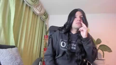Luka Castillo online show from 06/30/26, 04:13