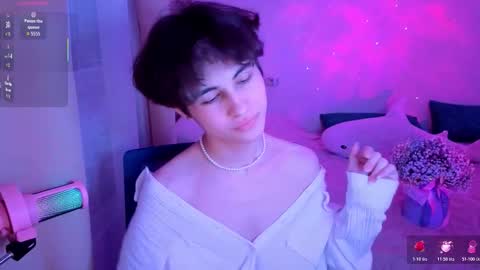 Snapshot of lukahayes chatting on 02/14/26, 04:15 lukahayes online show from 02/14/26, 04:15