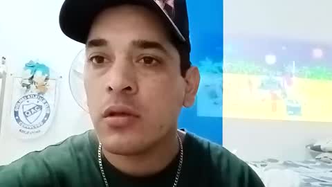 Snapshot of lukaqac chatting on 11/19/25, 07:14 Lukapijagorda online show from 11/19/25, 07:14