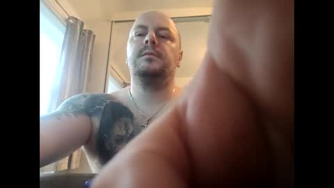 lukasz1808 online show from 04/04/26, 06:27