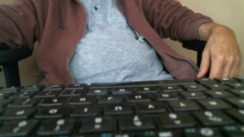 Snapshot of luke7711 chatting on 01/12/25, 02:30 luke7711 online show from 01/12/25, 02:30