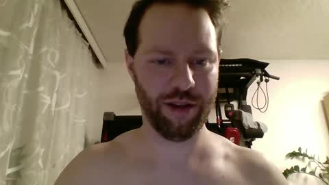 Snapshot of luke91_t chatting on 12/28/24, 02:01 luke91_t online show from 12/28/24, 02:01