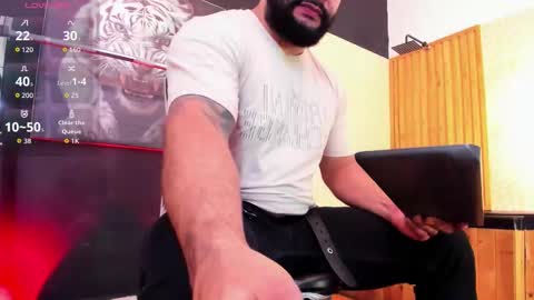 LUKE online show from 11/30/25, 11:14