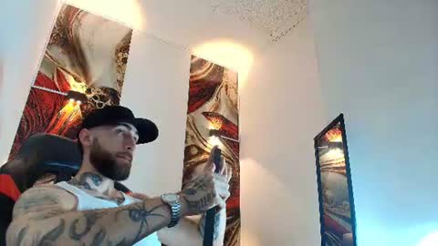 LUKE online show from 06/16/26, 01:03