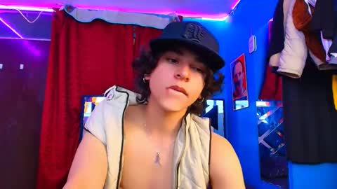 Luke online show from 03/08/25, 01:06