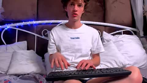 Luke online show from 05/14/26, 01:07