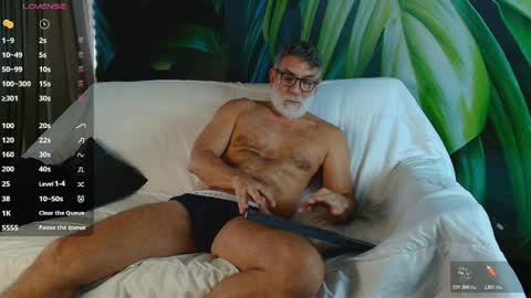 Snapshot of lukecrews chatting on 03/28/26, 07:13 Luke Crews online show from 03/28/26, 07:13