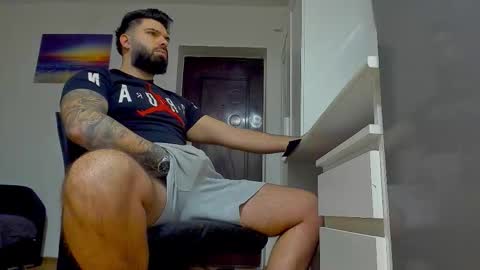 Luke online show from 12/18/25, 02:56