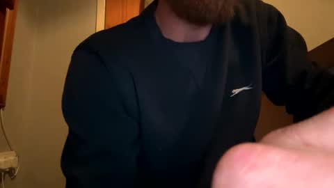 Snapshot of lukeeeeey96 chatting on 01/15/25, 06:33 lukeeeeey96 online show from 01/15/25, 06:33