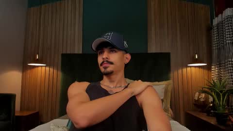 Luke Taylor online show from 12/02/25, 11:04