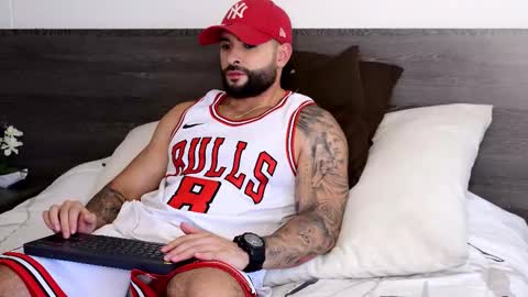 Lukhas f4f online show from 10/29/25, 10:22