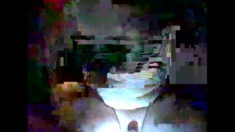 Snapshot of lukusdukus chatting on 03/04/25, 01:01 lukusdukus online show from 03/04/25, 01:01