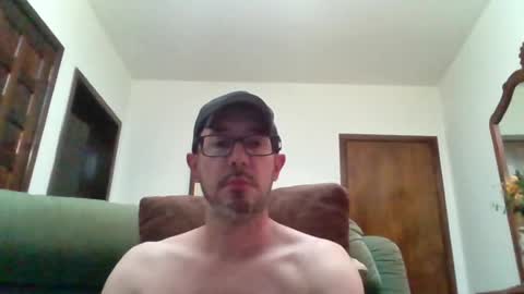 Snapshot of lukz88bigcock chatting on 04/24/26, 10:45 Luke online show from 04/24/26, 10:45