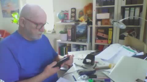 Snapshot of luley58 chatting on 03/20/26, 09:03 luley58 online show from 03/20/26, 09:03