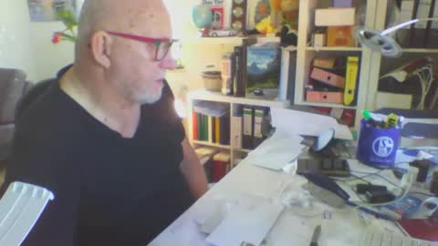 Snapshot of luley58 chatting on 04/08/26, 07:41 luley58 online show from 04/08/26, 07:41